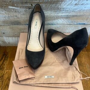 Miu Miu suede heels size 37.5